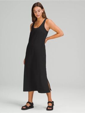 lululemon athletica Black V-Neck Midi Dress